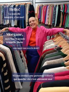 Momo s'est présentée !! 🤗
Je valide tout, cette meuf est une fusée, elle a un style signature qui claque et une énergie de zinzin .. 

et j'ai réussi à la faire revenir en France ! 🌈 

Ça fait 1 an et demi qu'on bosse ensemble à distance sur le projet de rachat de Bloom et je réalise pas que ça y est ... notre duo est réuni 🥹 🤝

Ma vie va être transformée 🙀 

Vous les voyez venir les petits looks en quadricolor ???? 

#bonjourbonjour #presentation #bloom #secondemain #lyon1 #vintage #team #nouvellevie #outfit 
@lavitrinedespentes