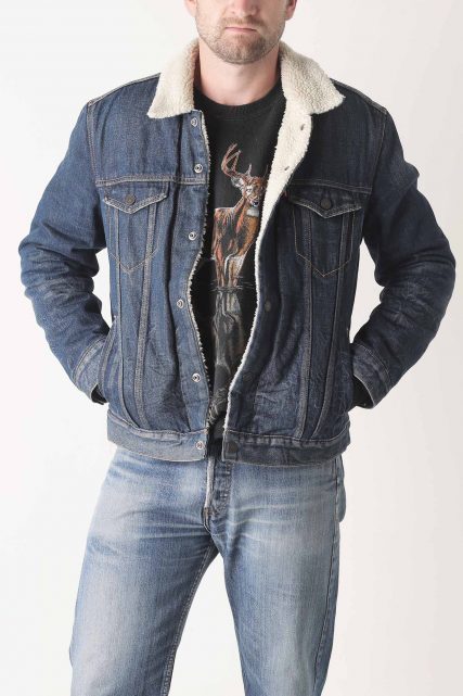 Look total jean homme disponible chez Bloom