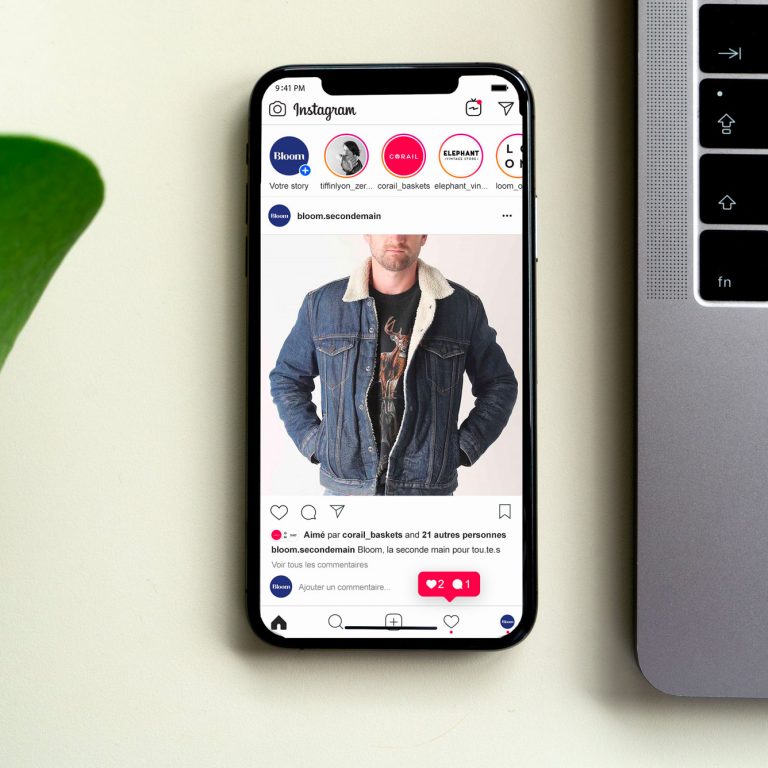 Bloom sur les réseaux sociaux
